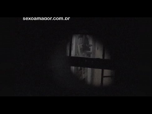 ❤️ Bidh Blondie a’ faighinn bhidio dìomhair le voyeur nàbaidheachd falaichte air cùl bhreigichean falamh Porno  aig gd.hentaisea-com.ru