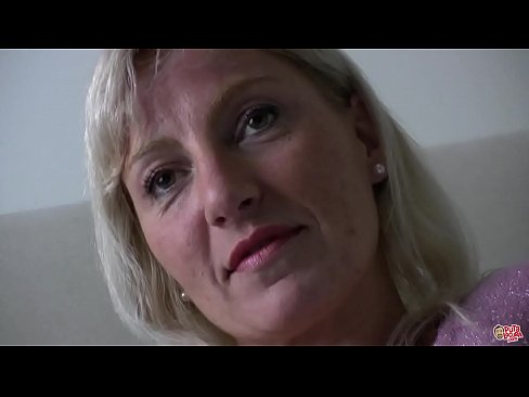 ❤️ A 'mhàthair a tha sinn uile fucked ... Lady, giùlan fhèin! Porno  aig gd.hentaisea-com.ru